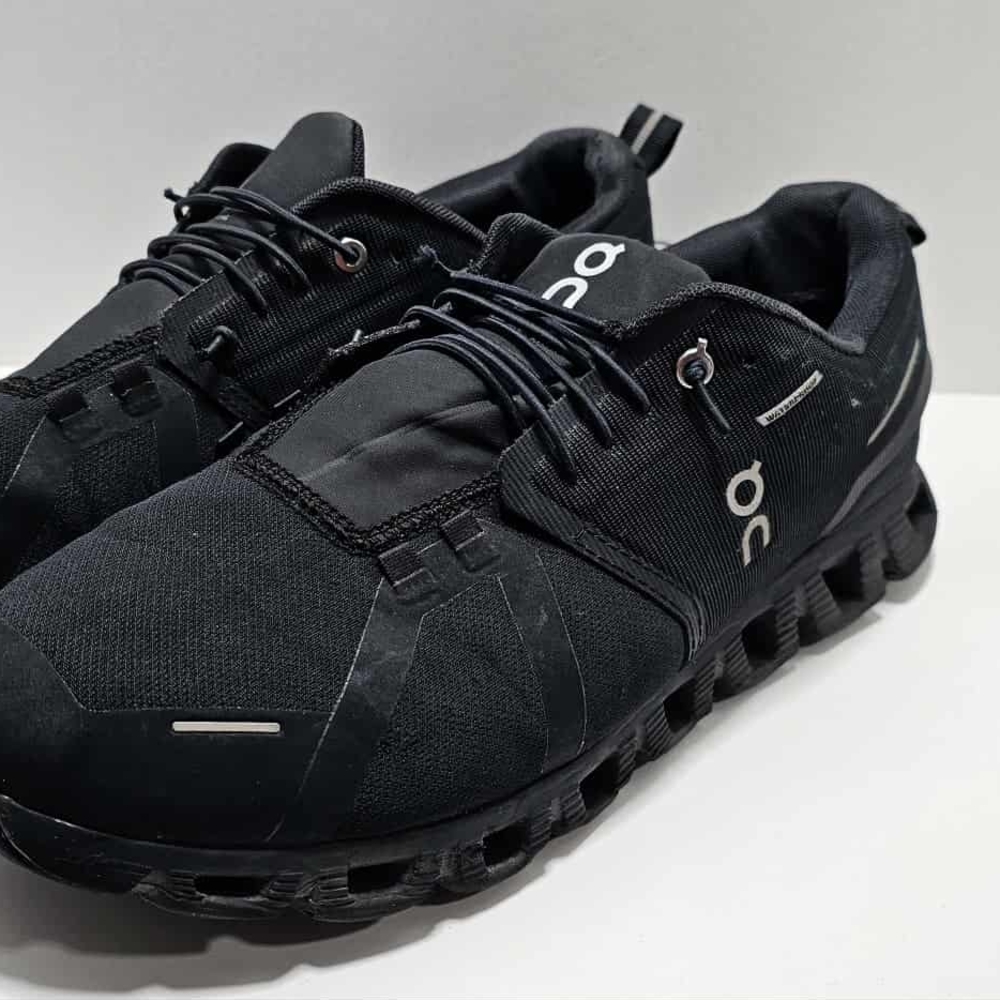 On Clound  Running Men's Black Athletic Shoes Sz 12